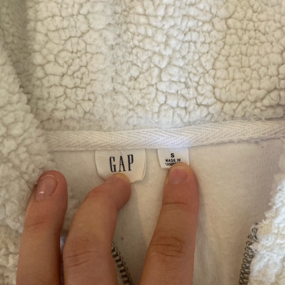 Gap cream sweatshirt - Picture 2 of 2